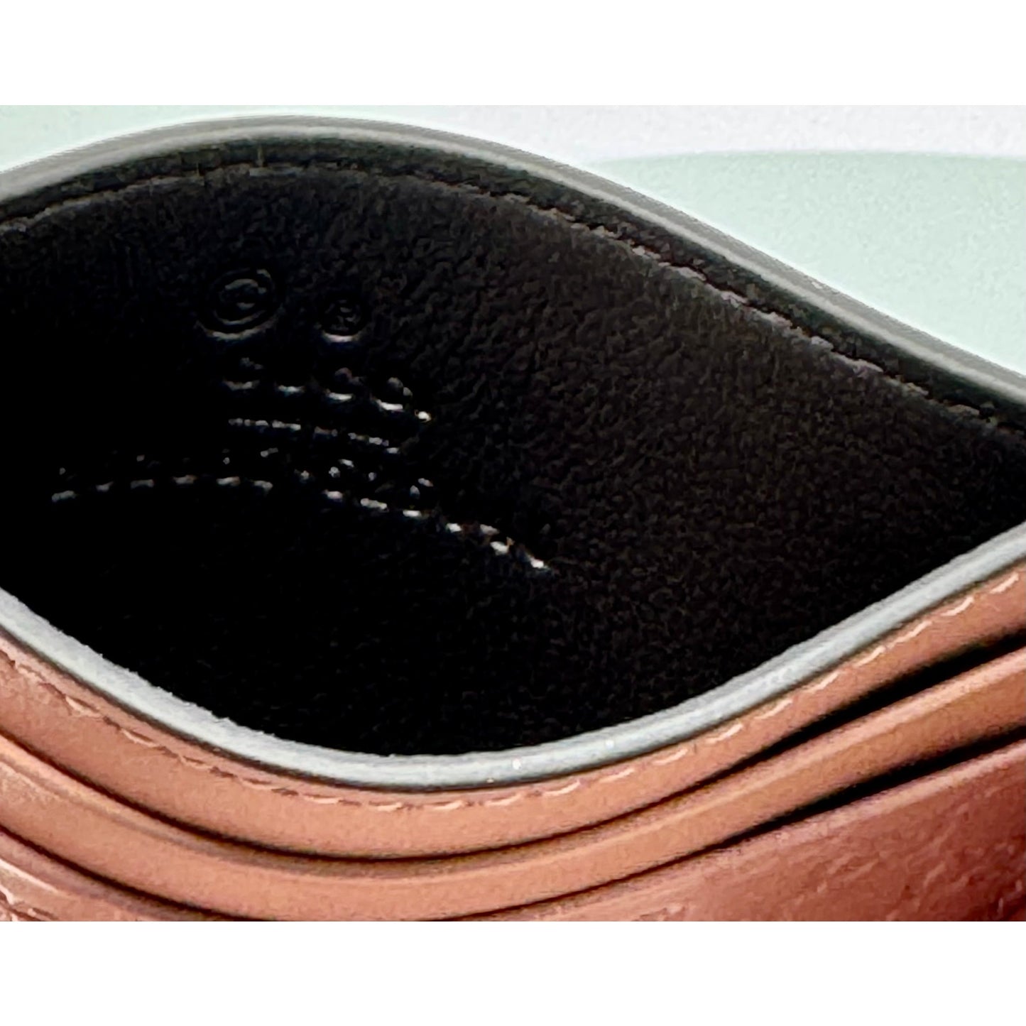 Unused GUCCI Micro Guccissima Soft Pink Leather Card Case Holder
