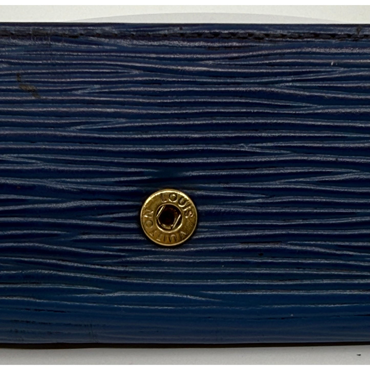 Authentic Louis Vuitton Blue Epi Leather 4-Key Holder - Classic & Functional!
